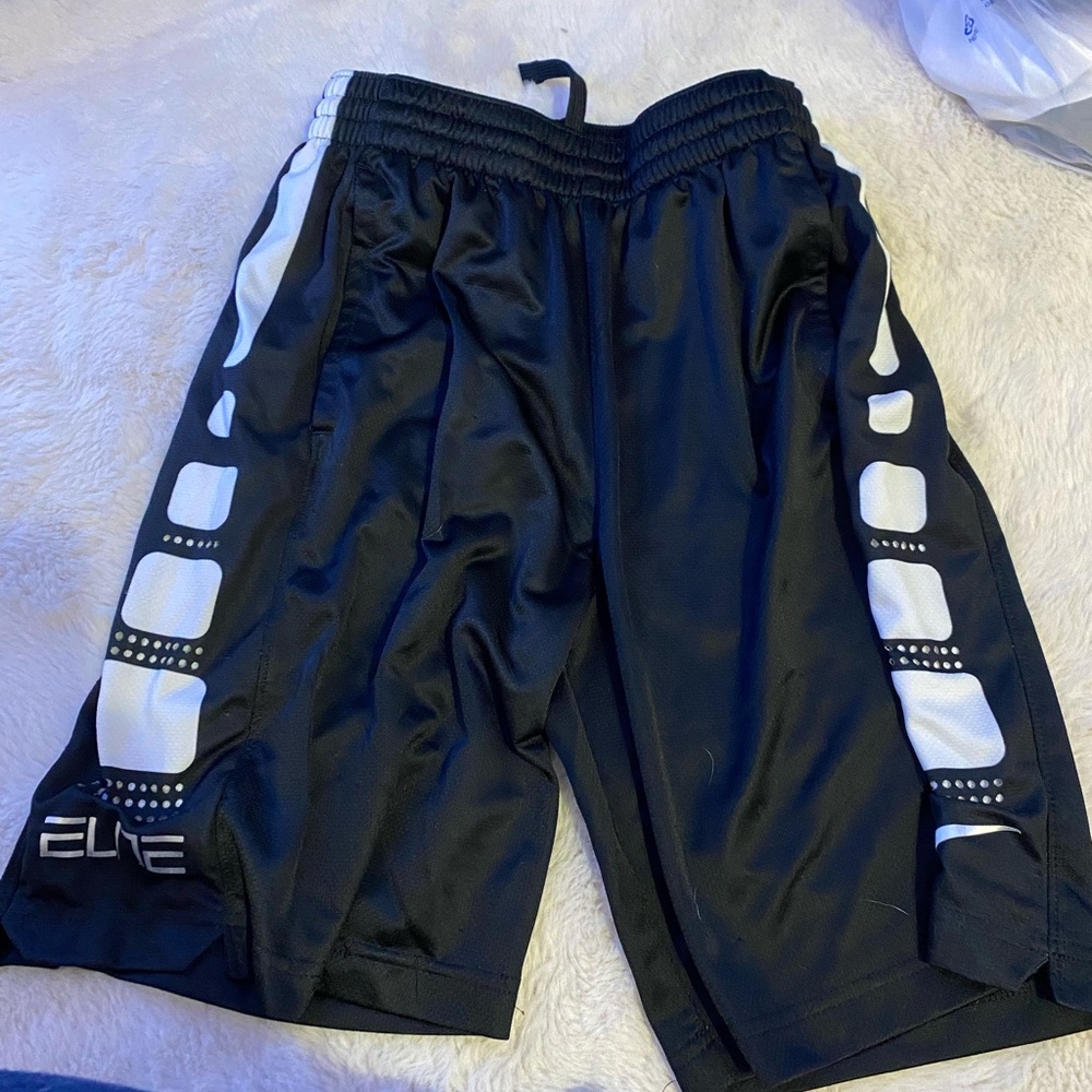 Black Nike elite basketball youth shorts